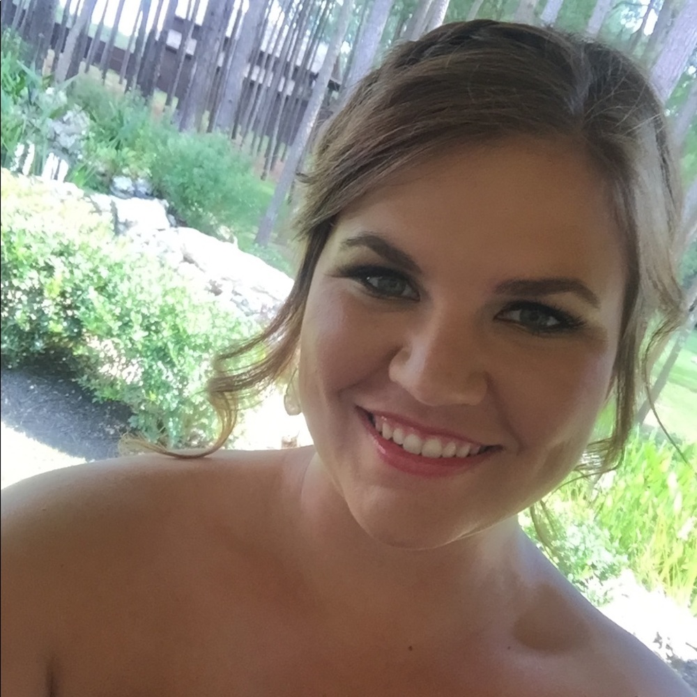 Meet your Posher, Jessica